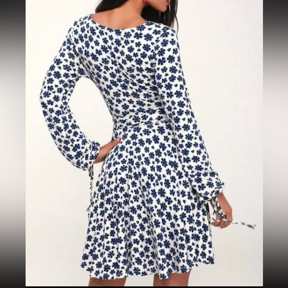 Free People Blue and White Floral Mini Dress NWOT - Picture 4 of 7